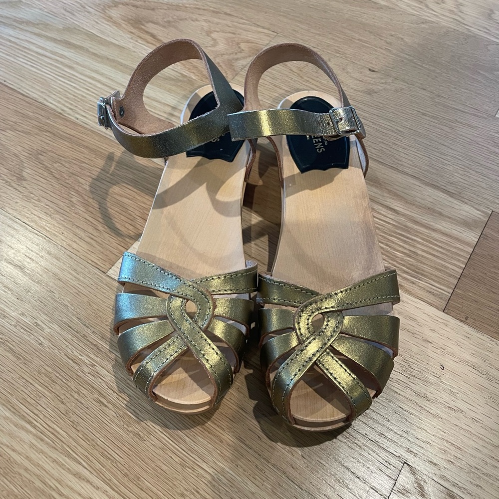 Swedish Hasbeens Metallic Gold Sandals
